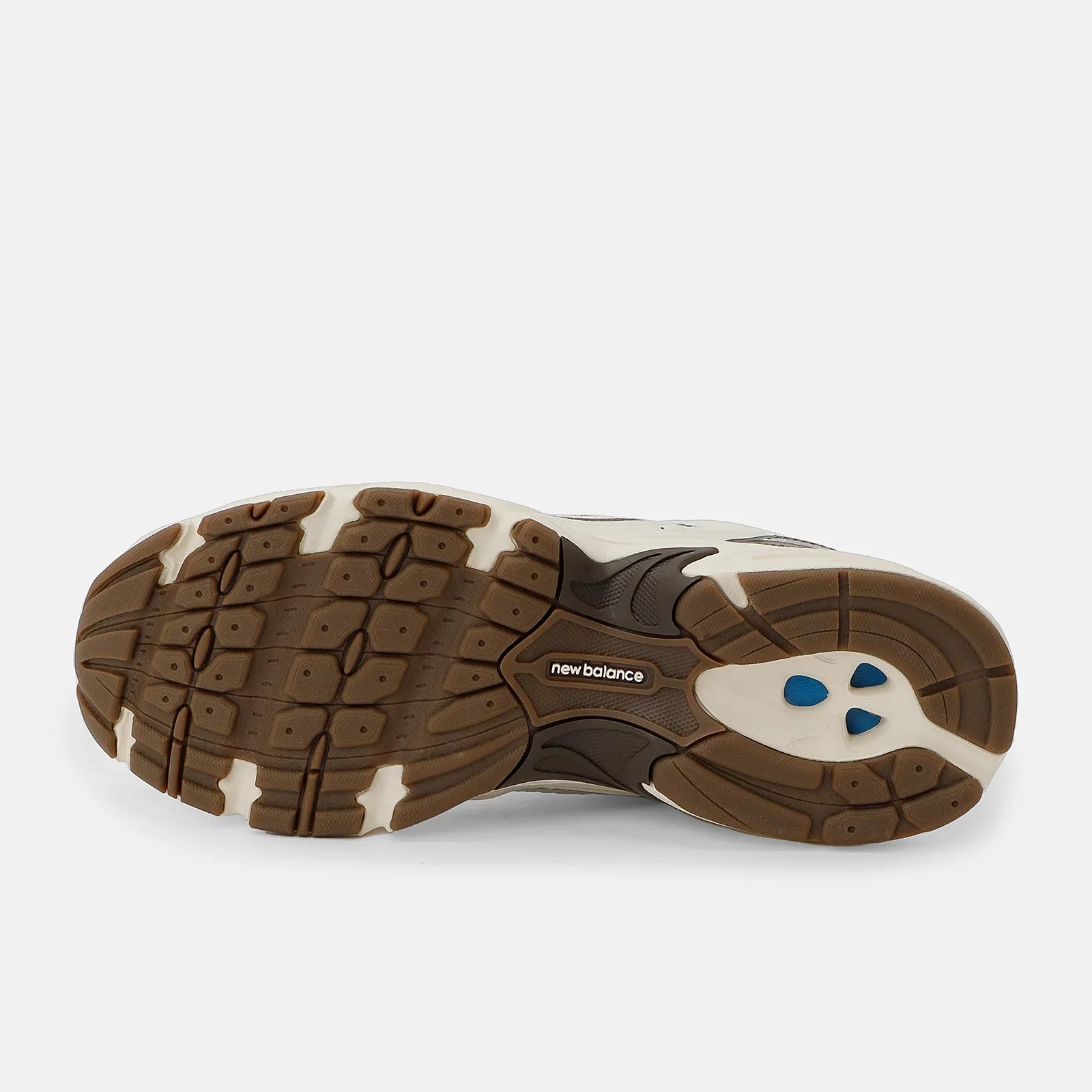 Baskets Mocha 530