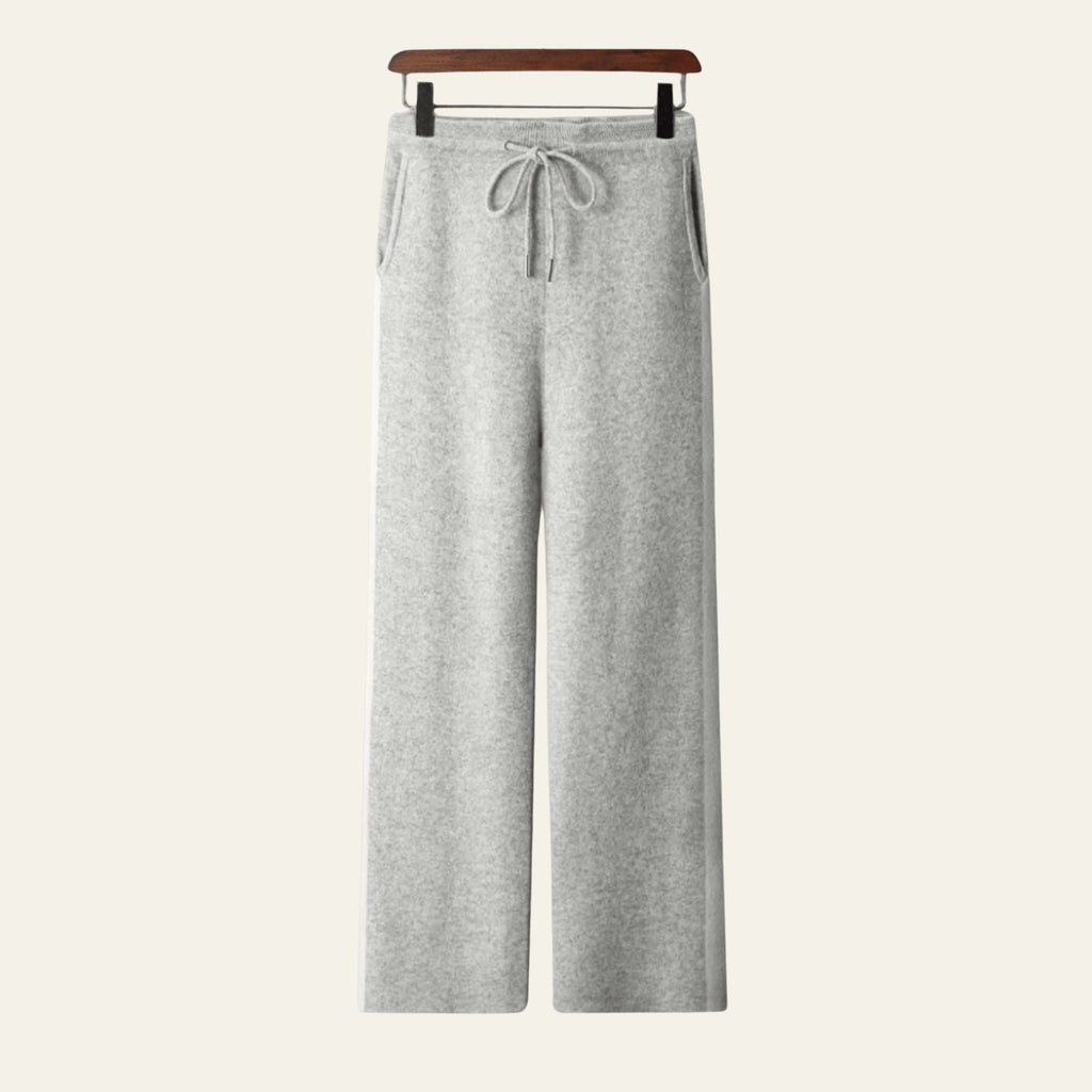 Le pantalon droit rayé en laine mérinos de Marseille