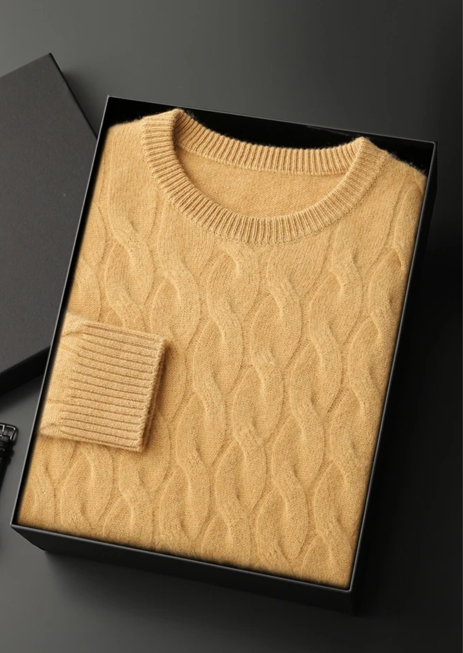 PULL RAS-DU-COU EN MAILLE CÂBLÉE NOBA