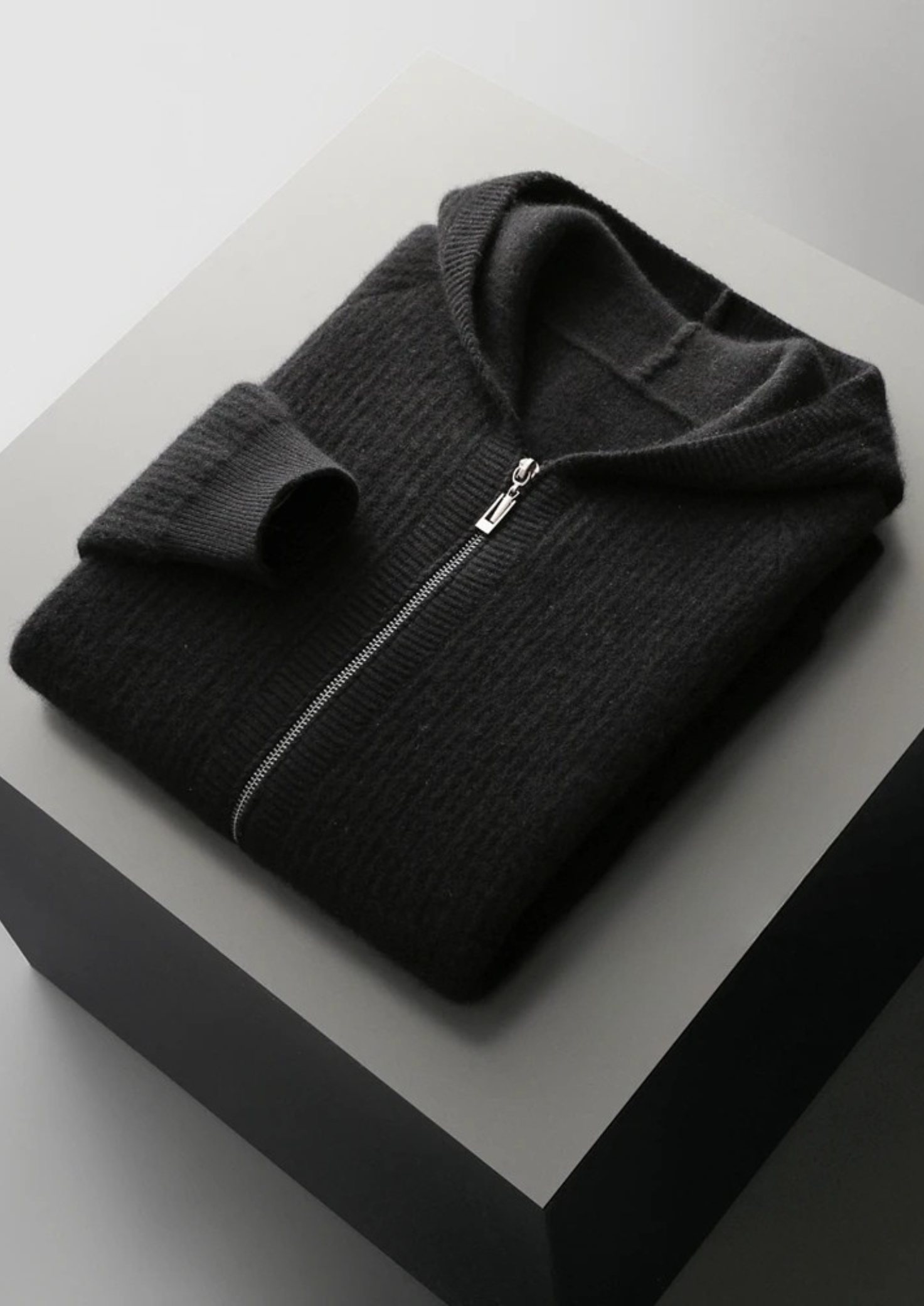 SWEAT À CAPUCHE ZIPPÉ CÔTELÉ EN LAINE NOBA