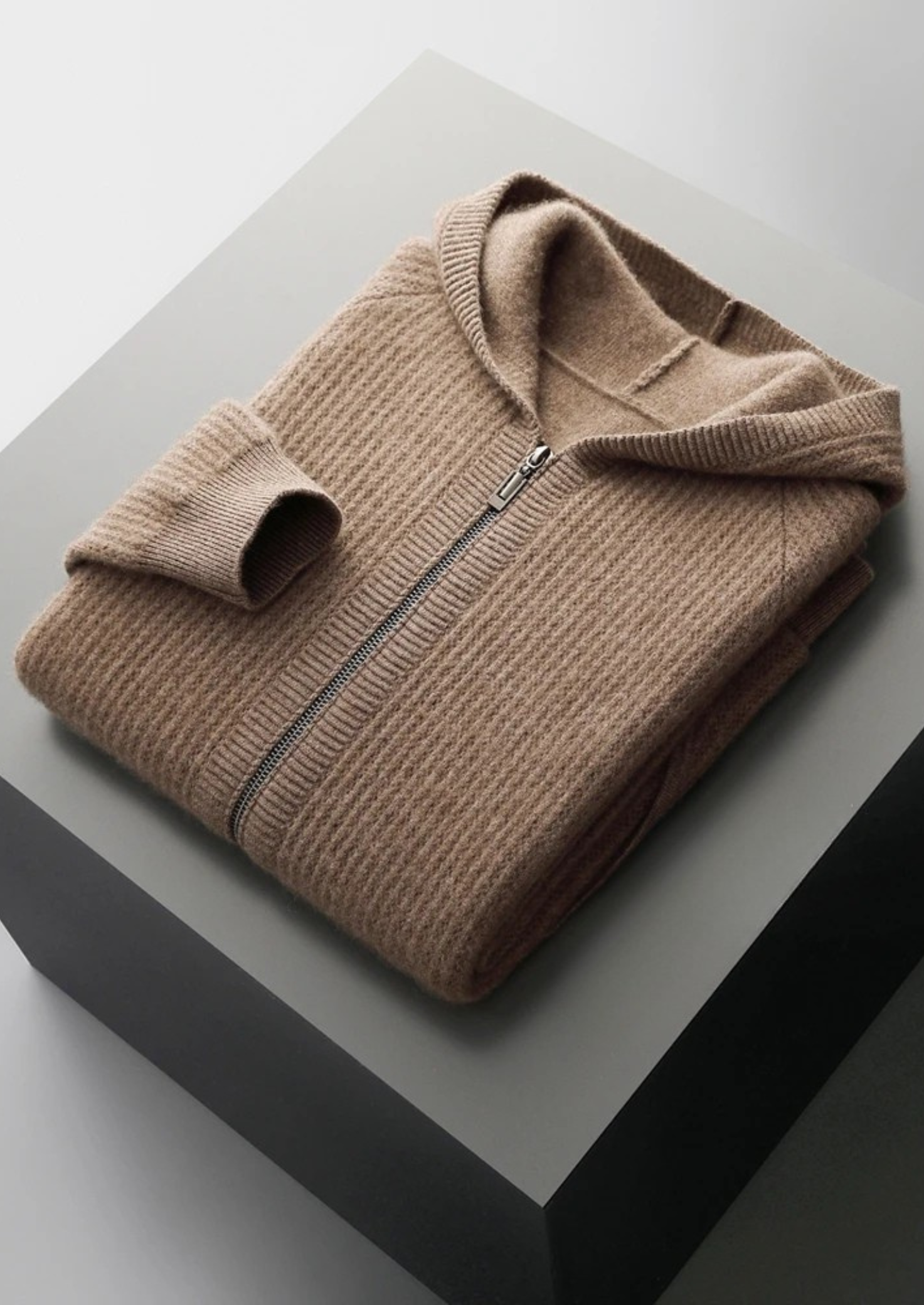 SWEAT À CAPUCHE ZIPPÉ CÔTELÉ EN LAINE NOBA