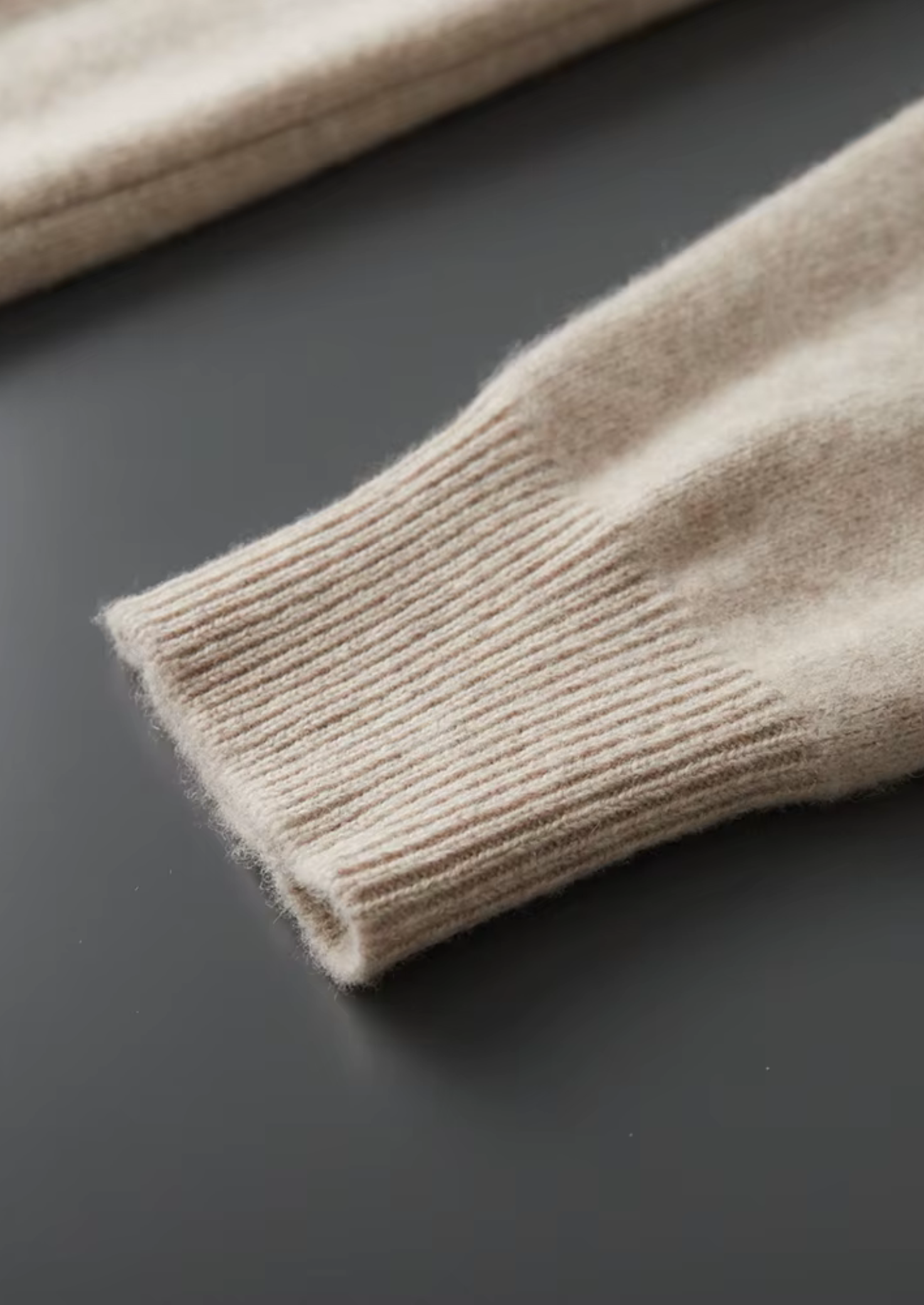SWEAT À CAPUCHE BOUTONNÉ EN LAINE NOBA