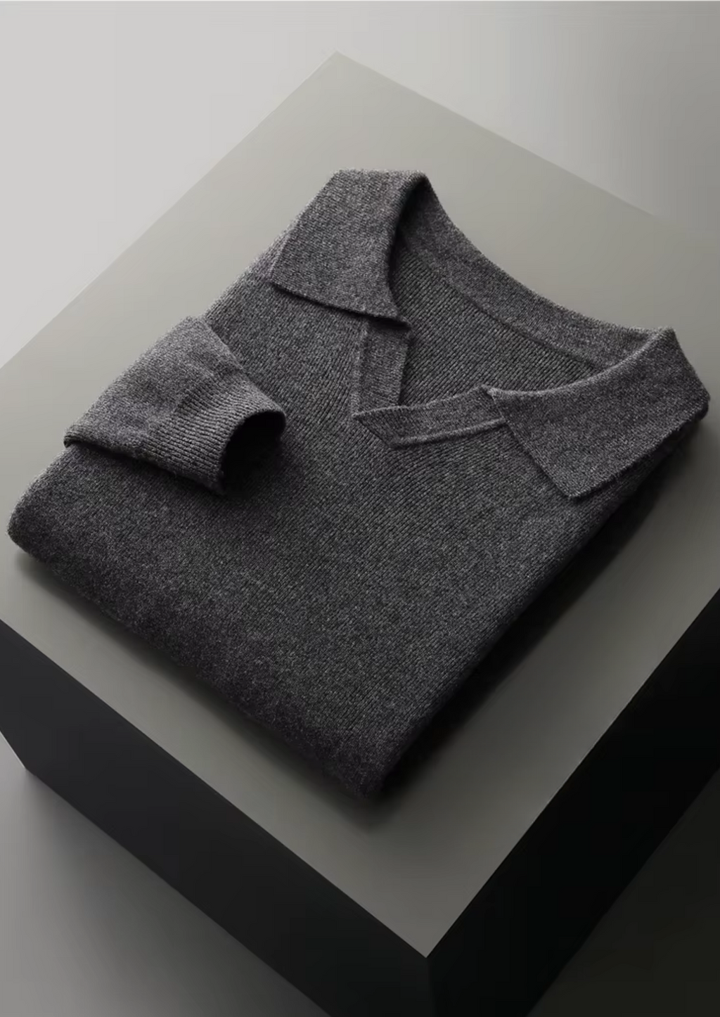 Polo NOBA en laine côtelée sans boutons