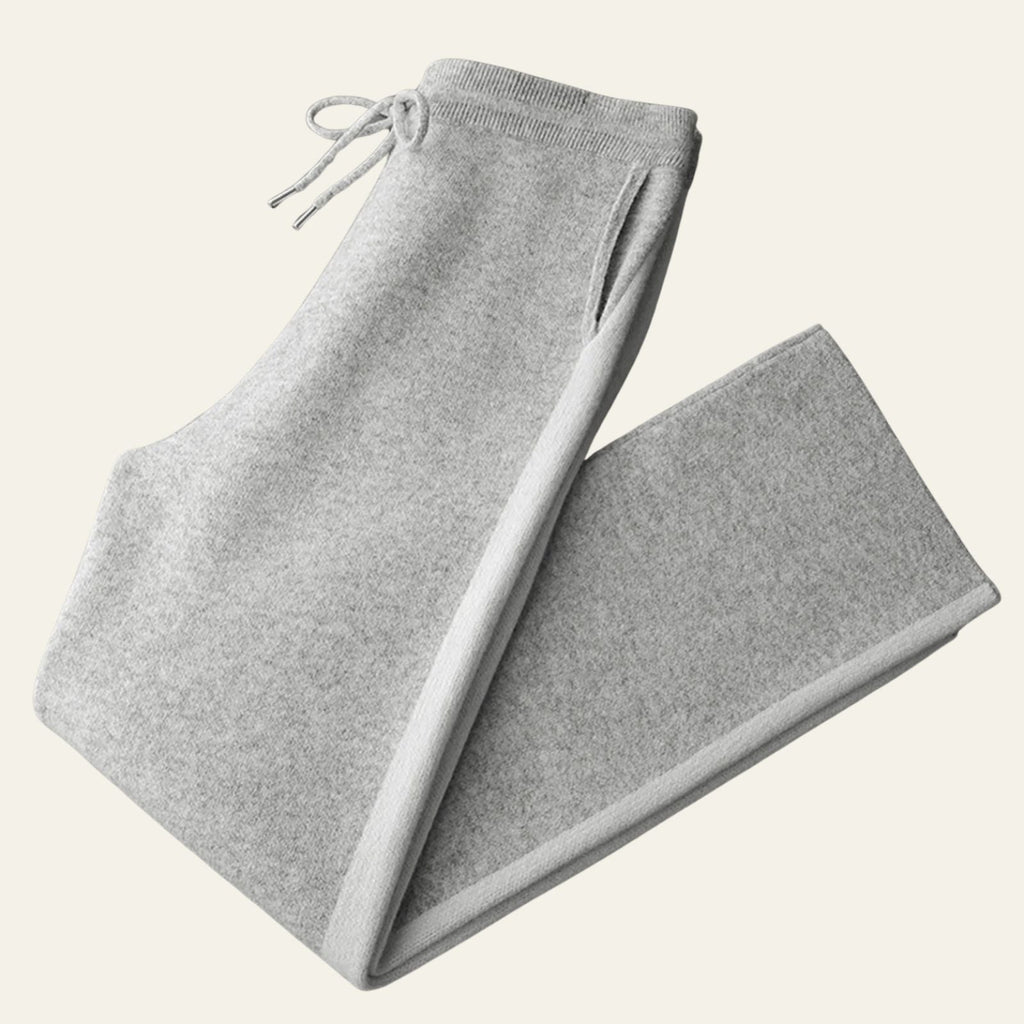 Le pantalon droit rayé en laine mérinos de Marseille
