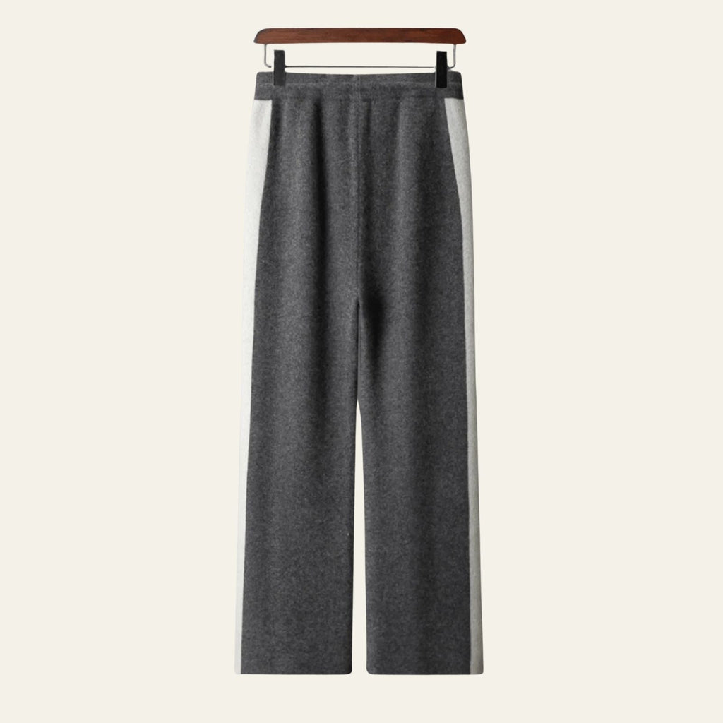 Le pantalon droit rayé en laine mérinos de Marseille